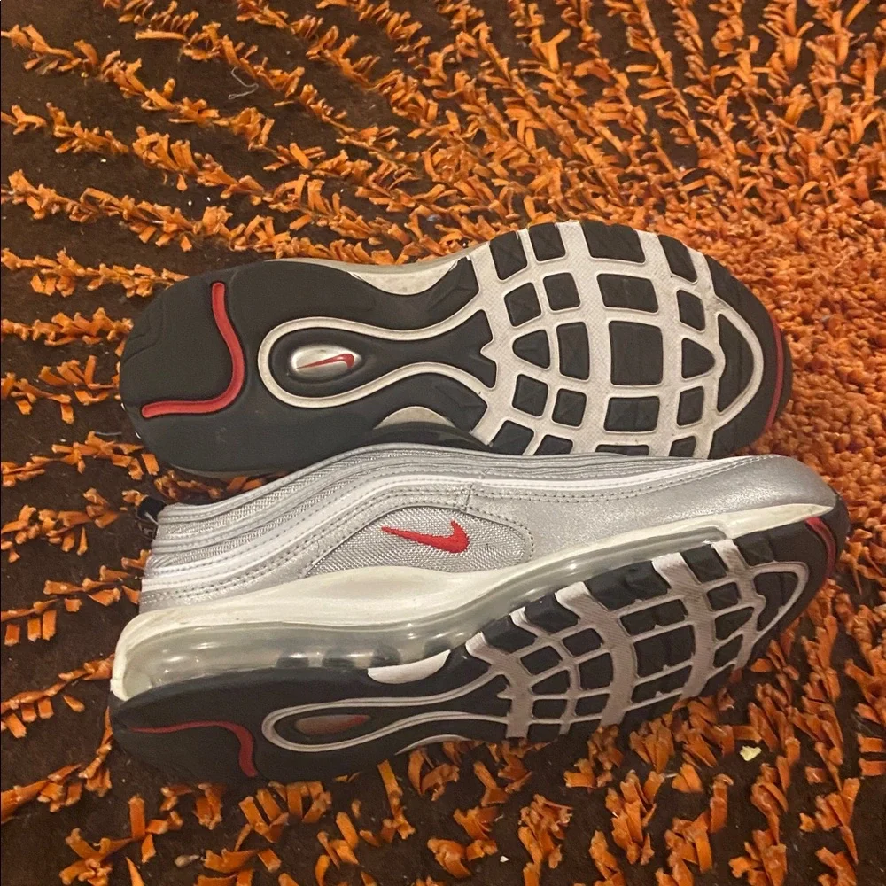 Nike Silver and Red Sneakers - Picture 4 of 5